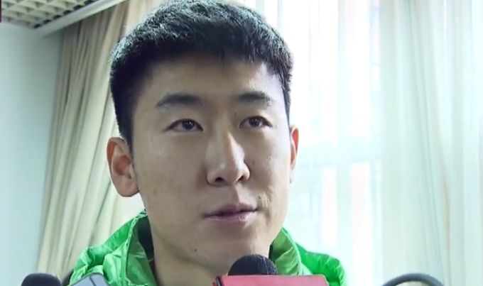 苏守道尴尬的说：爸，知非这才刚去金陵，咱们这时候就改变主意，对他的积极性肯定也会有很大的打击，毕竟他确实很喜欢那个顾秋怡。